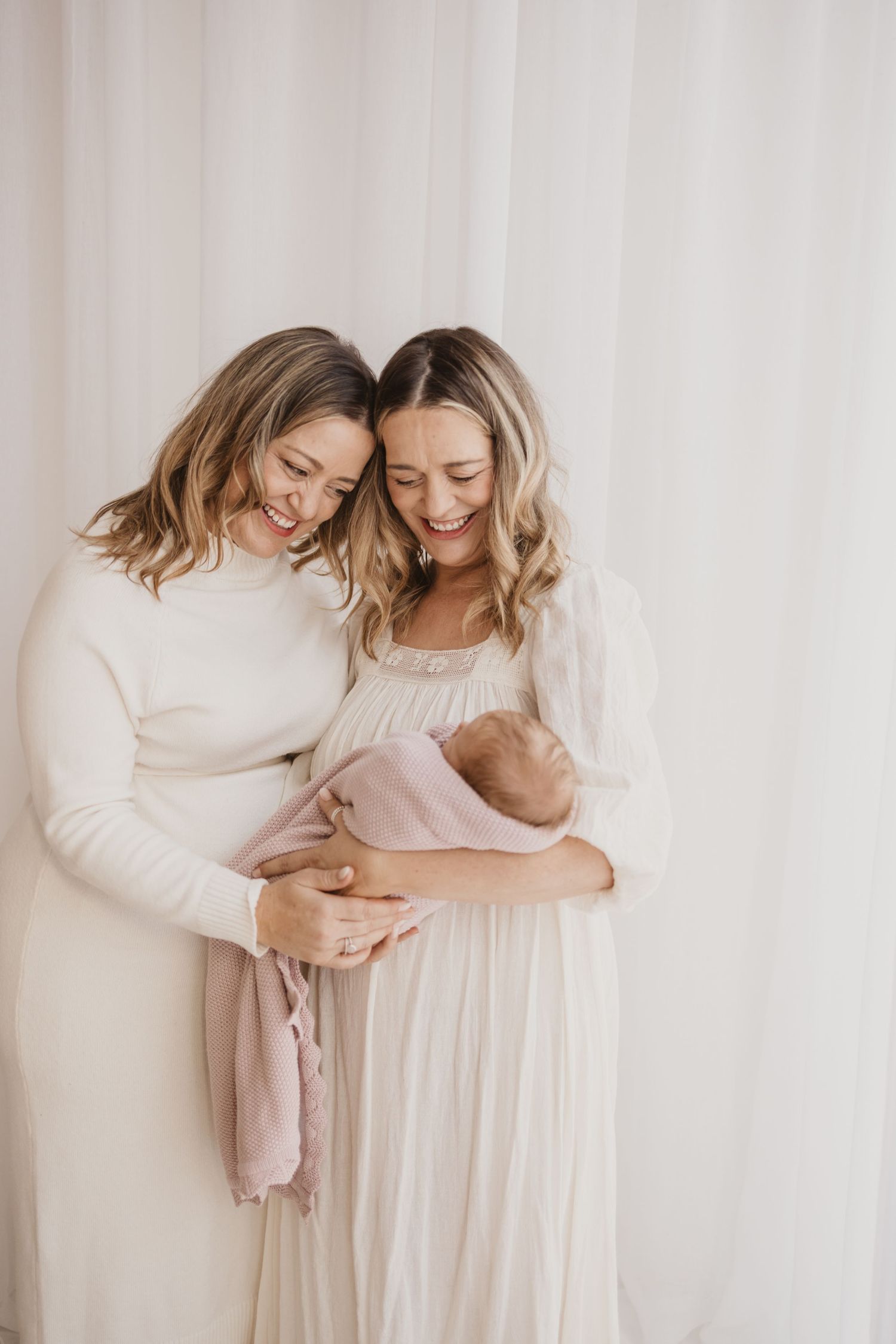 Geelong Lara Torquay Ocean Grove Barwon Heads newborn maternity pregnancy family motherhood couples photographer photography photoshoot