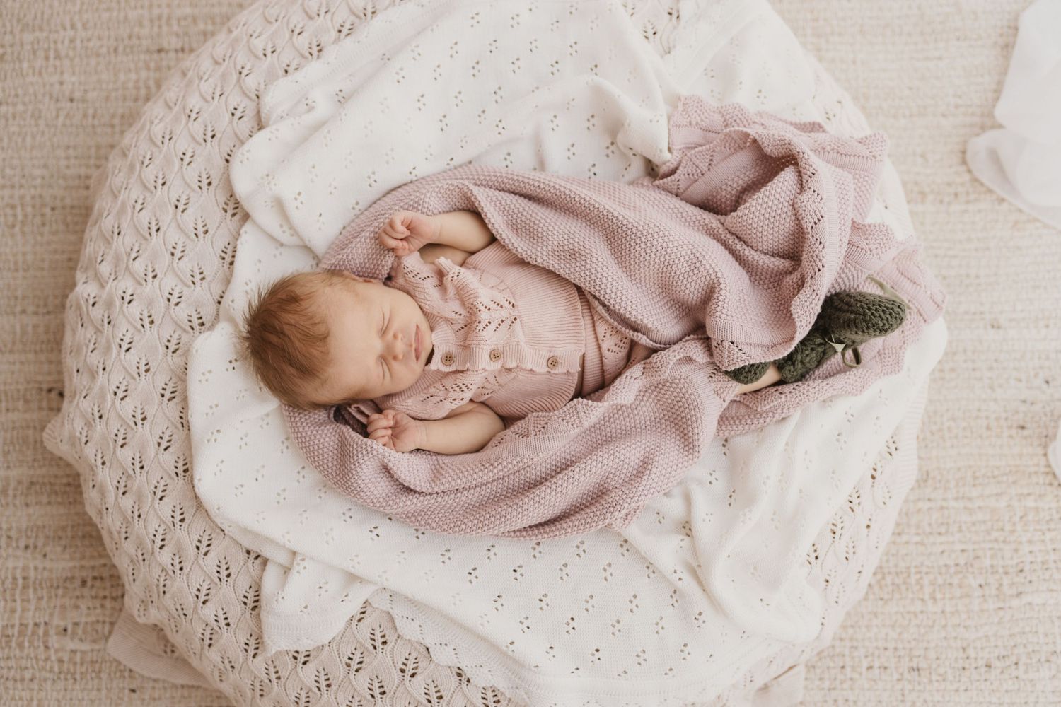 Geelong Lara Torquay Ocean Grove Barwon Heads newborn maternity pregnancy family motherhood couples photographer photography photoshoot