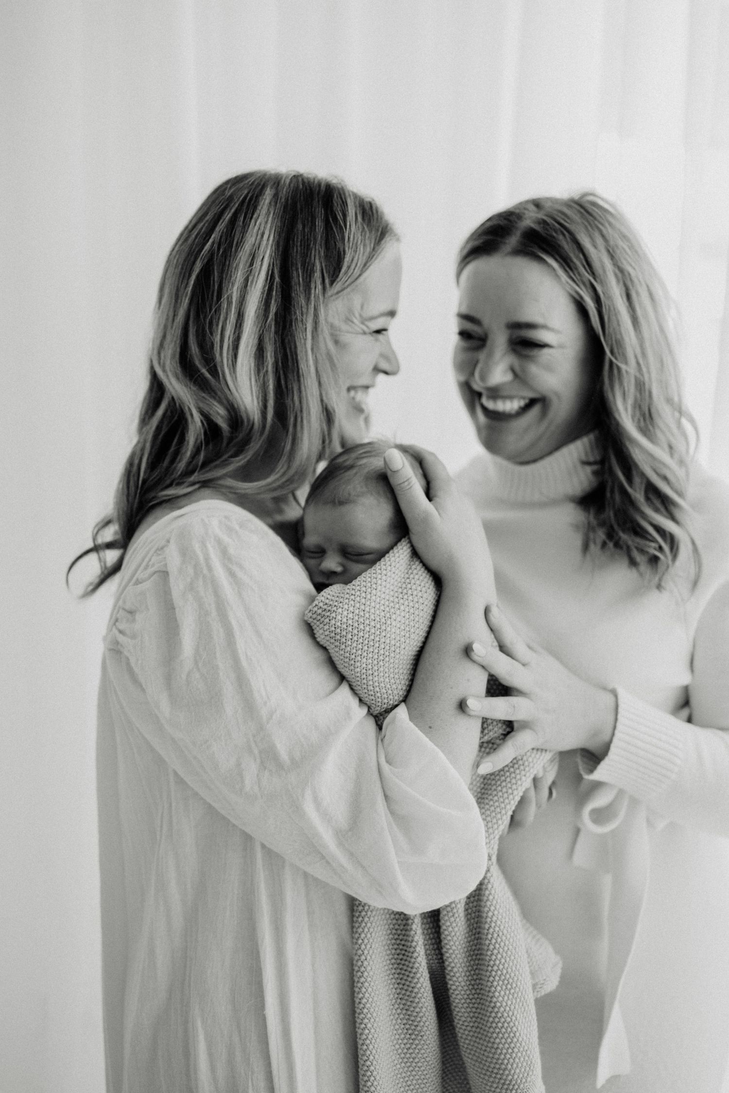 Geelong Lara Torquay Ocean Grove Barwon Heads newborn maternity pregnancy family motherhood couples photographer photography photoshoot