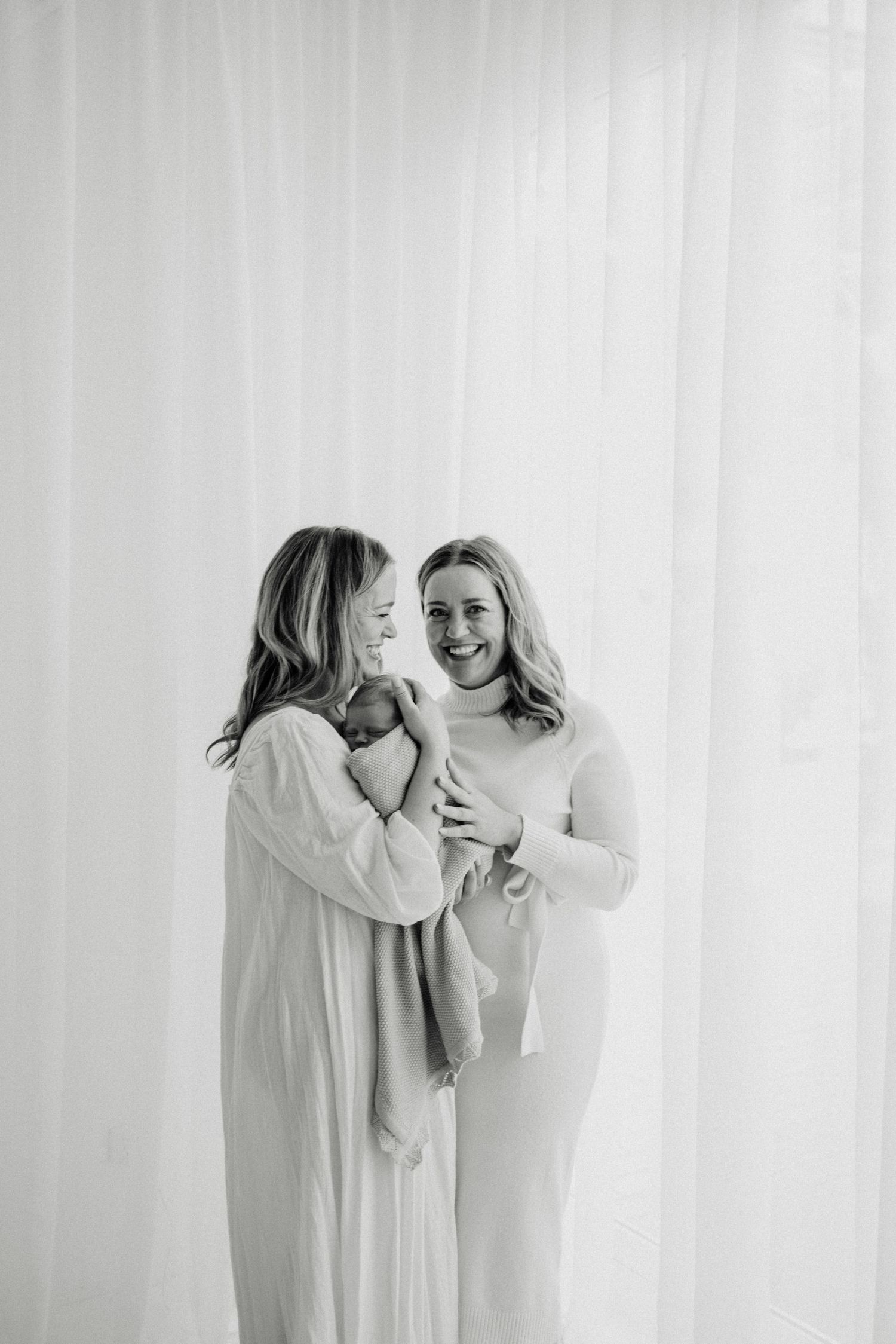 Geelong Lara Torquay Ocean Grove Barwon Heads newborn maternity pregnancy family motherhood couples photographer photography photoshoot