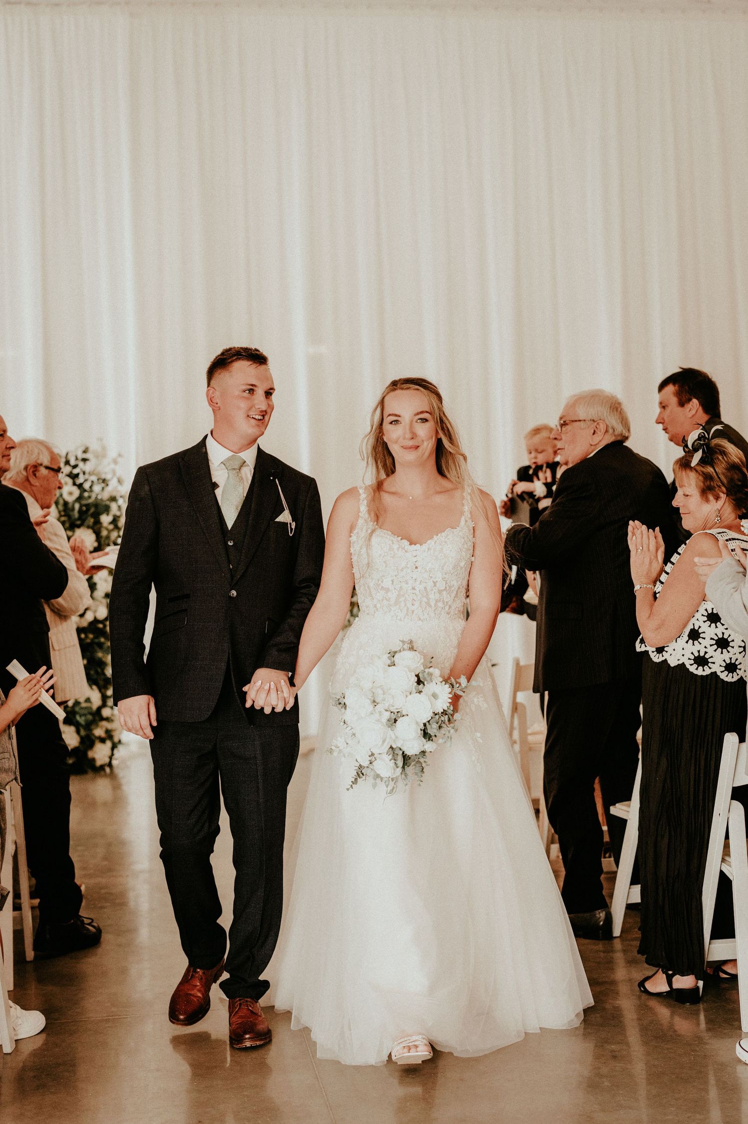 OLIVIA ROSSI PHOTOGRAPHY - THE BARN AT PENGELLY - PENGELLY WEDDINGS CORNWALL