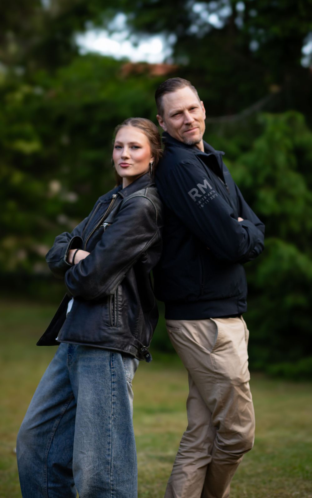 Barnfotograf. Barnfotografering. Syskonfotografering. Familjefotograf. Gravidfotograf. Tyresö Stockholm