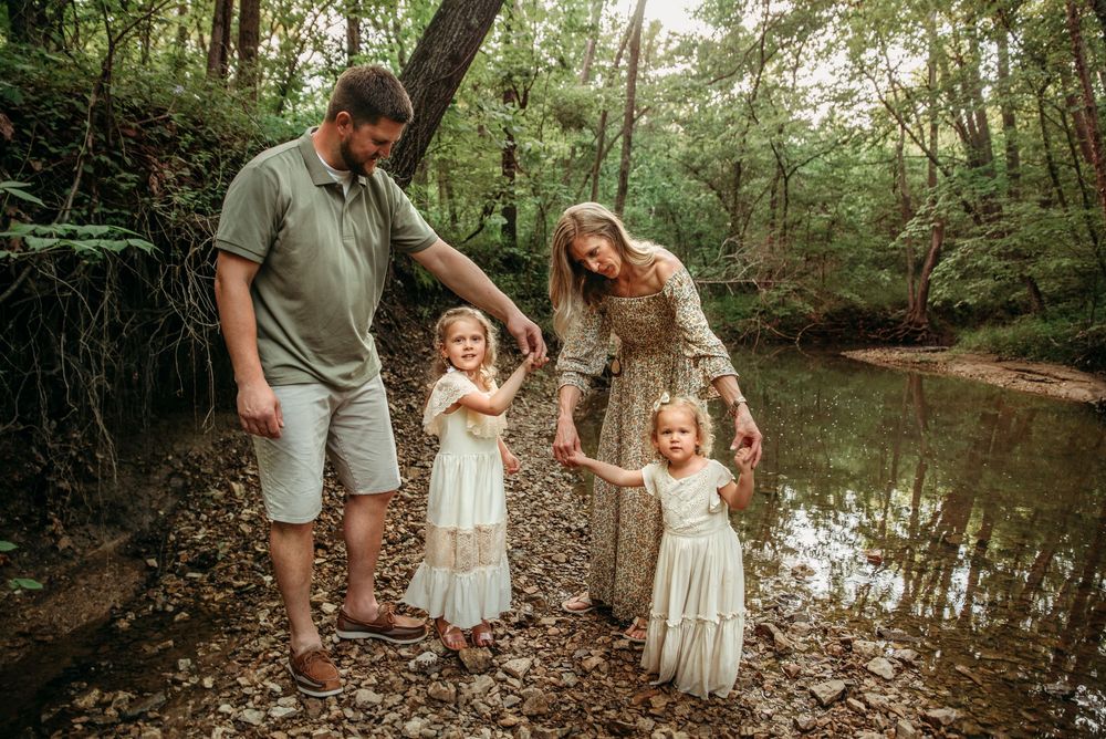 St. Louis Family Photographer Ashley Dawn Photography STL Broemmelsiek Park O'Fallon