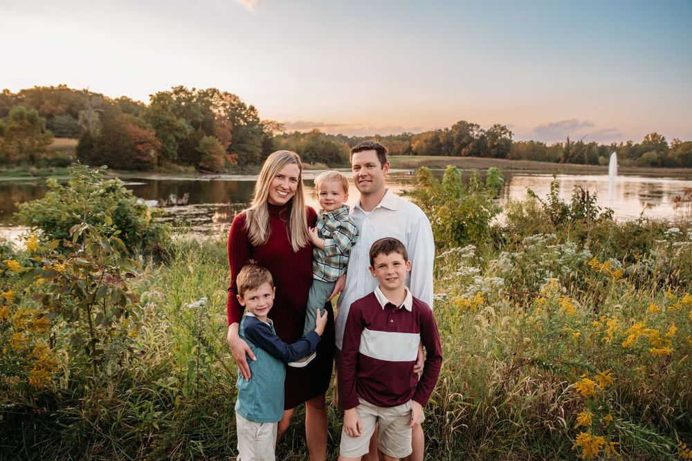 St. Louis Family Photographer Ashley Dawn Photography STL Broemmelsiek Park O'Fallon