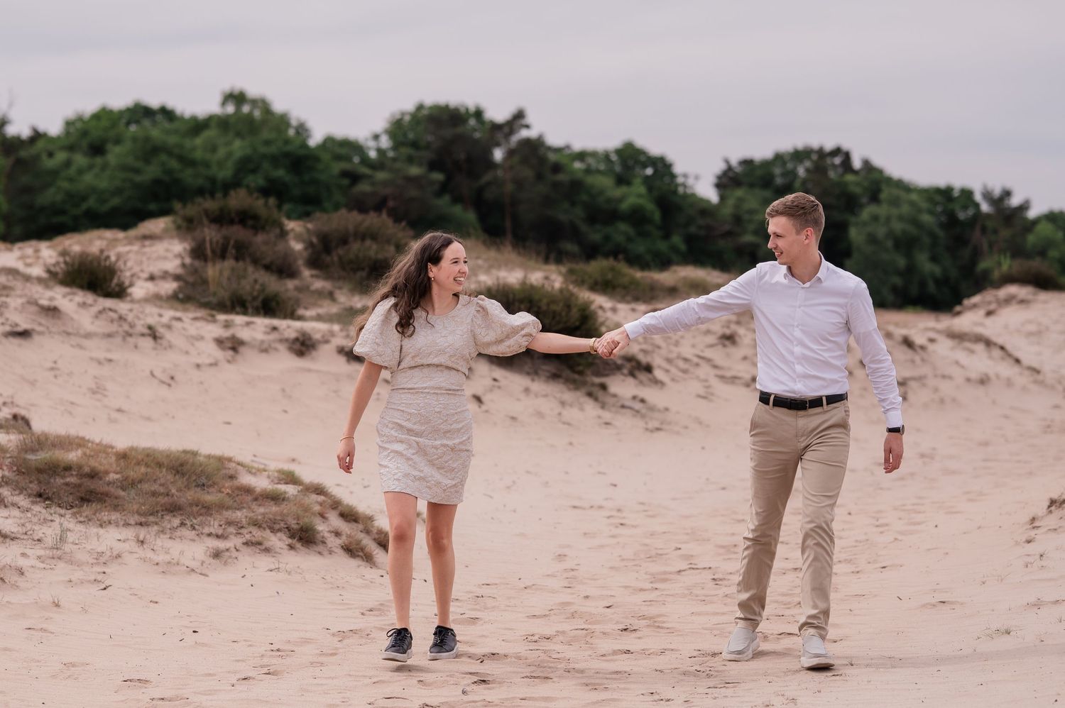 Pre-weddingshoot bij t Bluk in Laren door christelijke trouwfotograaf in Hilversum