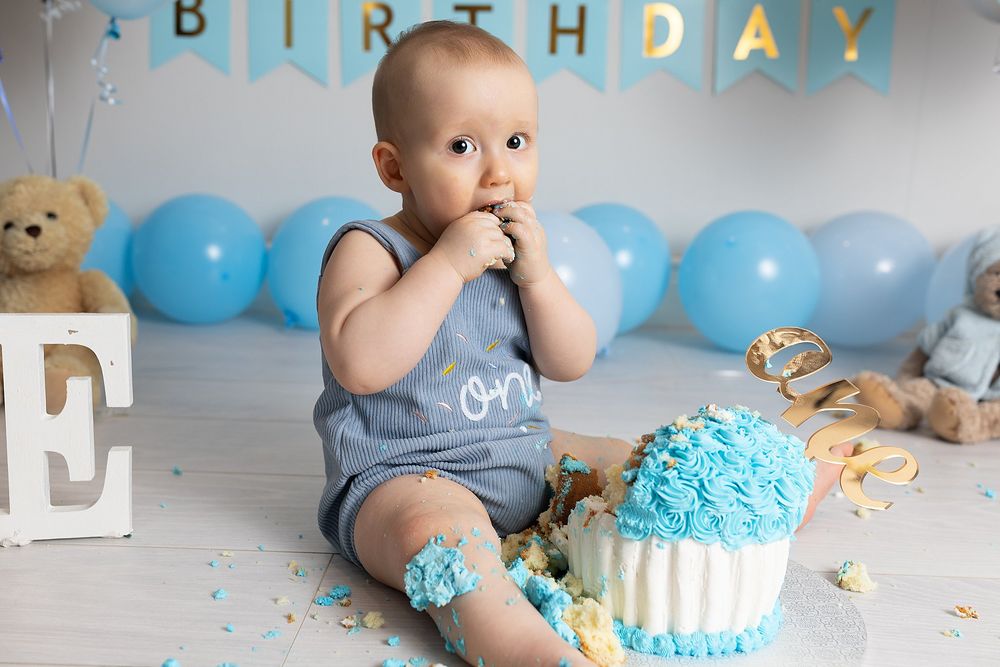 baby photographer cape town, Cake smash photographer cape town, cape town baby photographer, newborn baby photographer Cape Town, baby