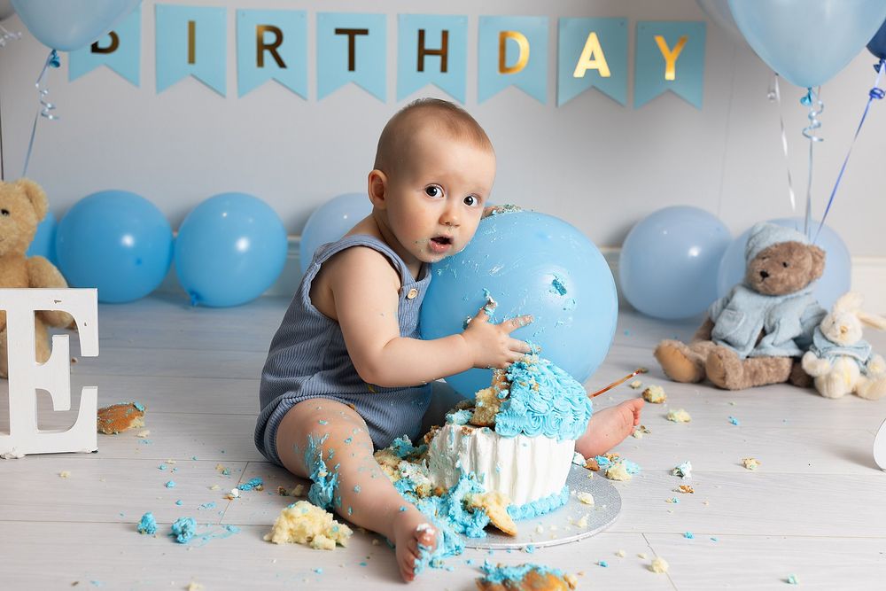 baby photographer cape town, Cake smash photographer cape town, cape town baby photographer, newborn baby photographer Cape Town, baby