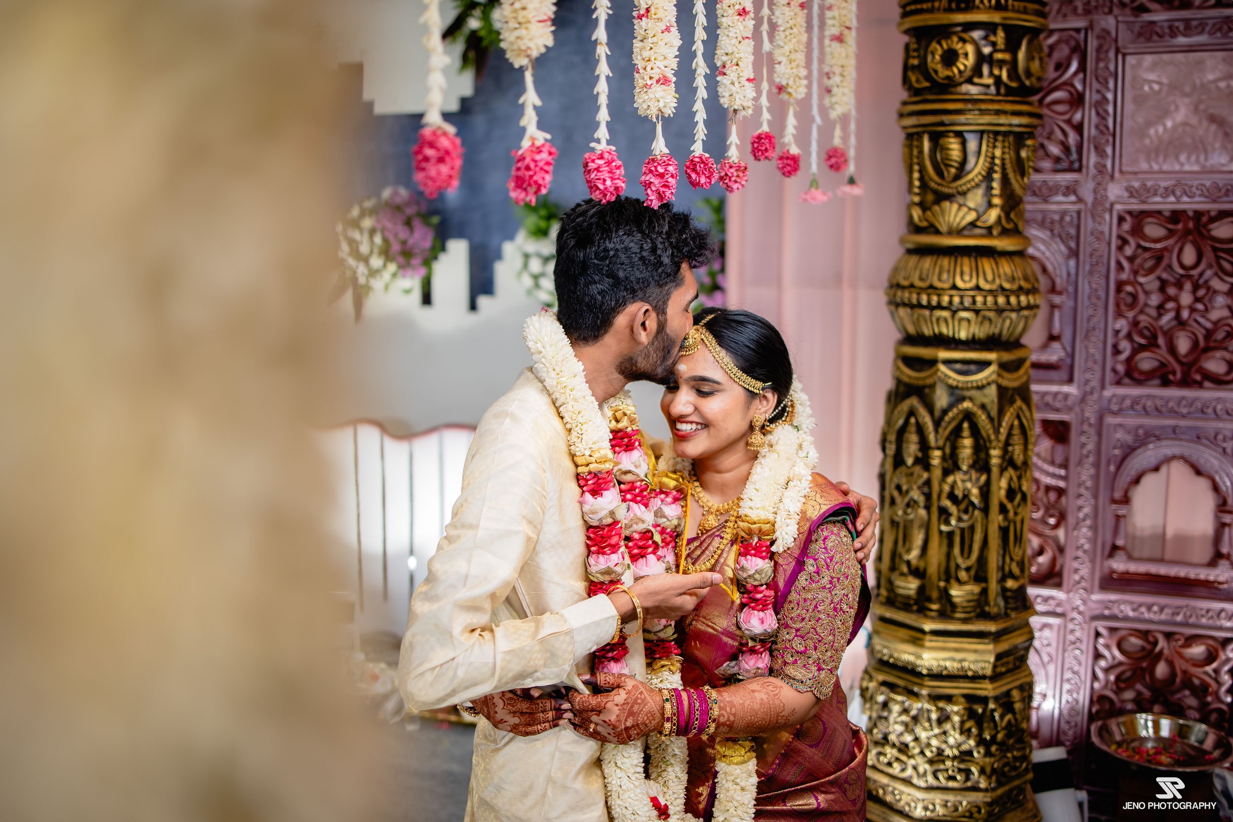 Unscripted moment of Shivani and Kathir from their grand erode wedding happened at Eeebees mahal