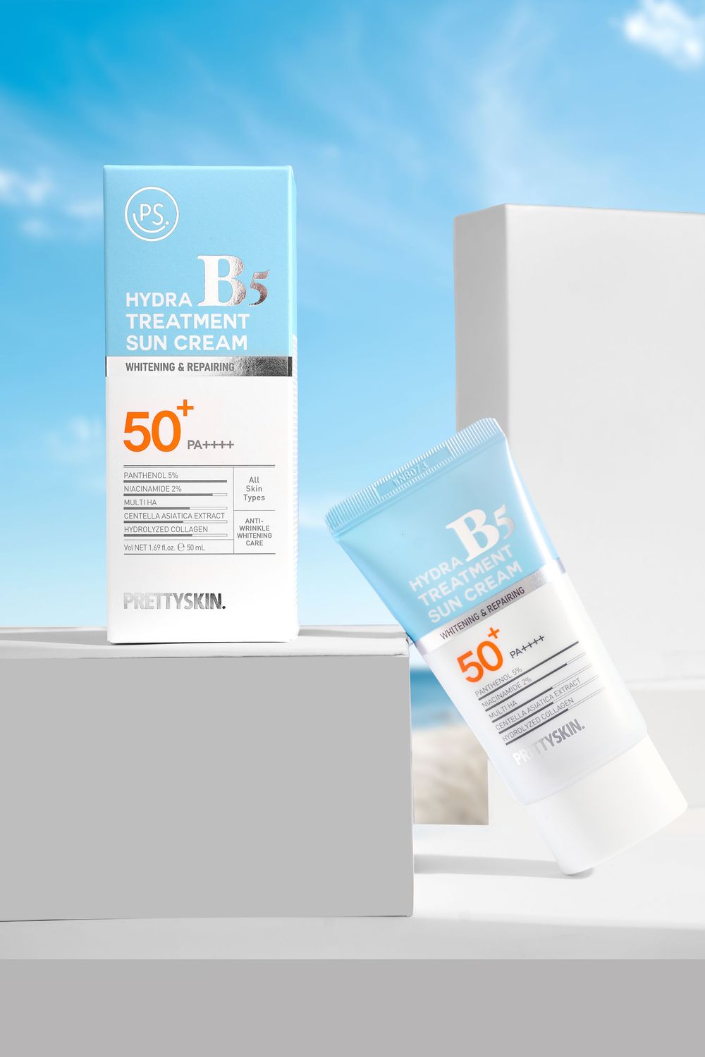 Chụp ảnh kem chống nắng skincare phong cách lifestyle ngoài trời ánh sáng tự nhiên