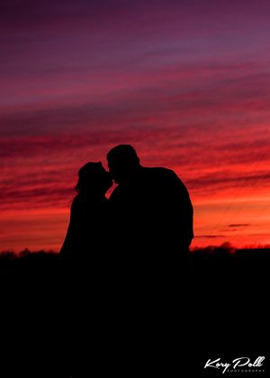silhouette engagement photo, iowa sunset engagement photo, iowa wedding photographer, des moines wedding photographer