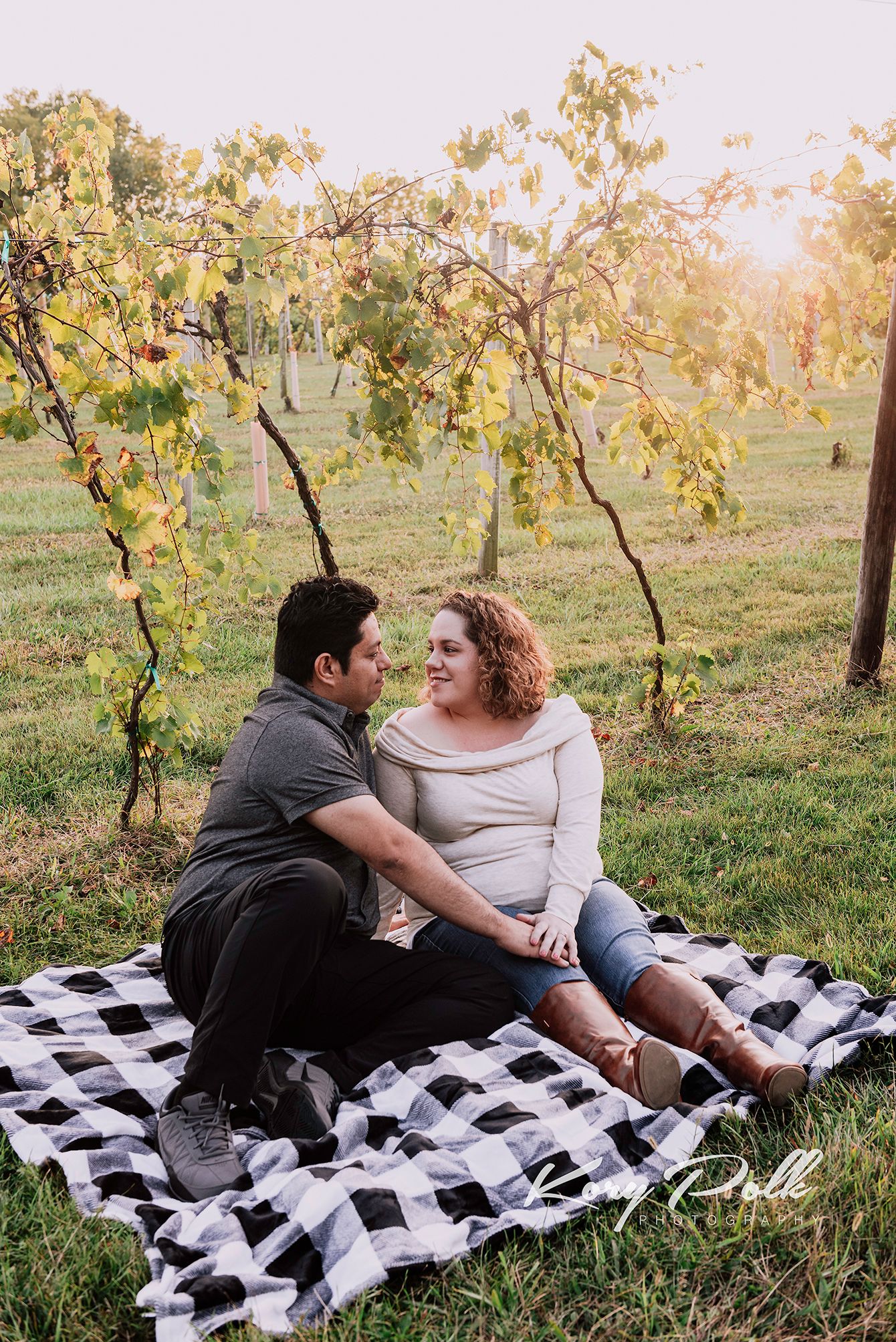 engagement photos of iowa couple at summerset winery,  iowa wedding photographer, des moines wedding photographer