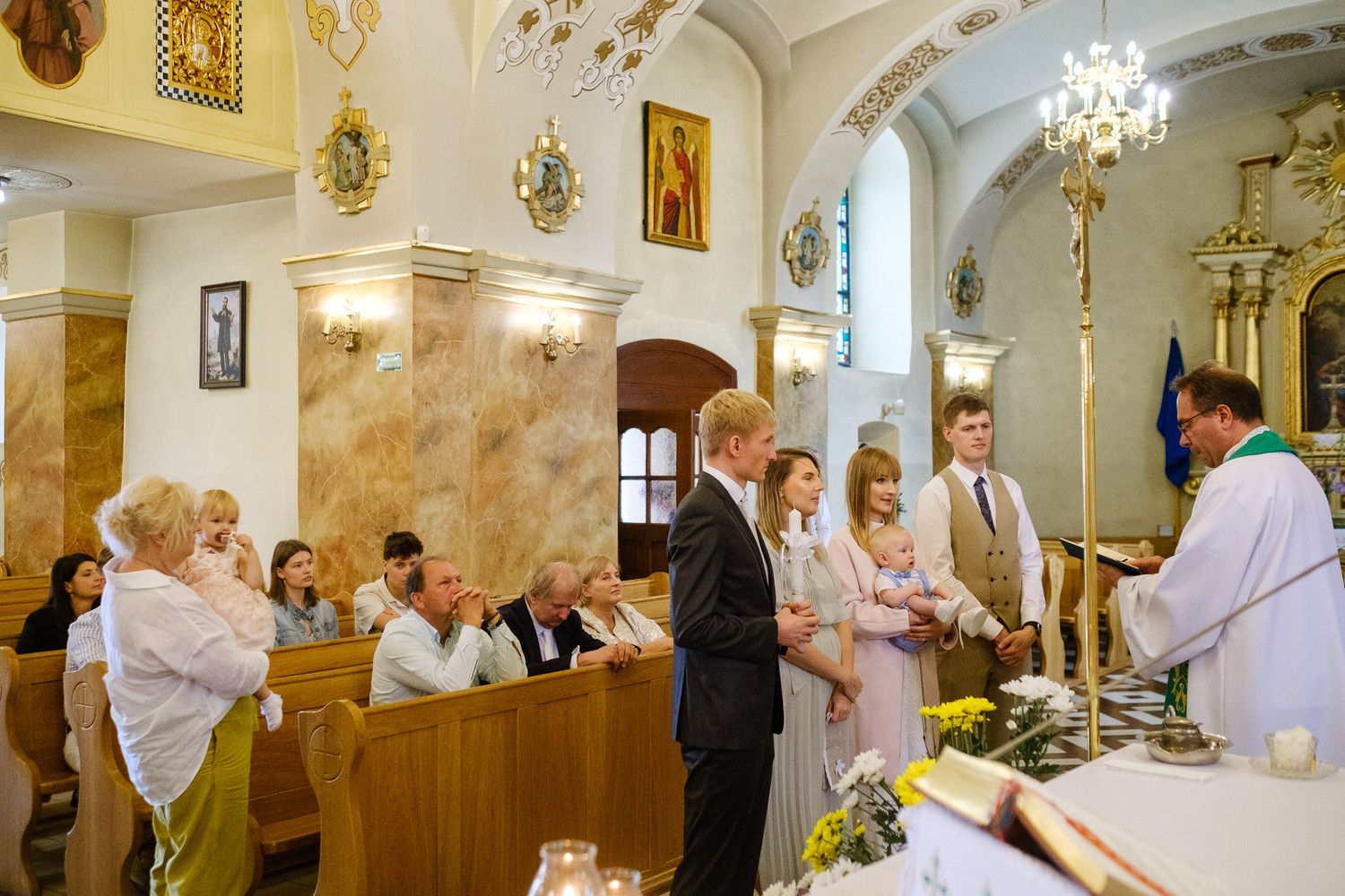 Fotograf na Chrzest Święty Katowice. Fotografia Chrztu Katowice