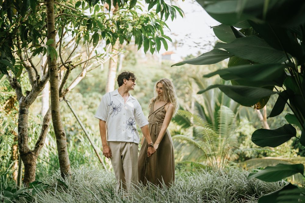 Lifestyle couple photoshoot at Sanna Ubud