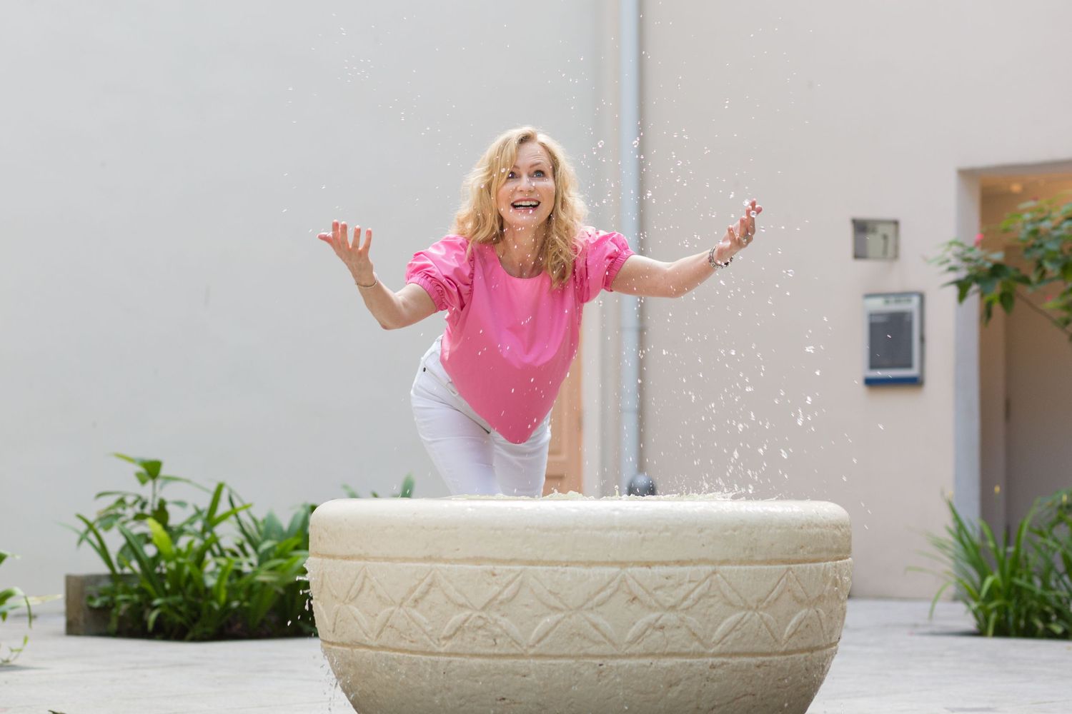 Rebecca Downie Singapore Branding Photographer Coach photo shoot