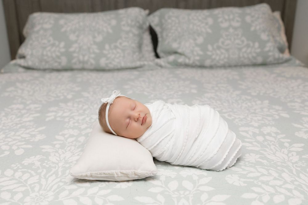 Newborn photography, in home family photos, lake country family photographer, newborn photography studio Watertown WI