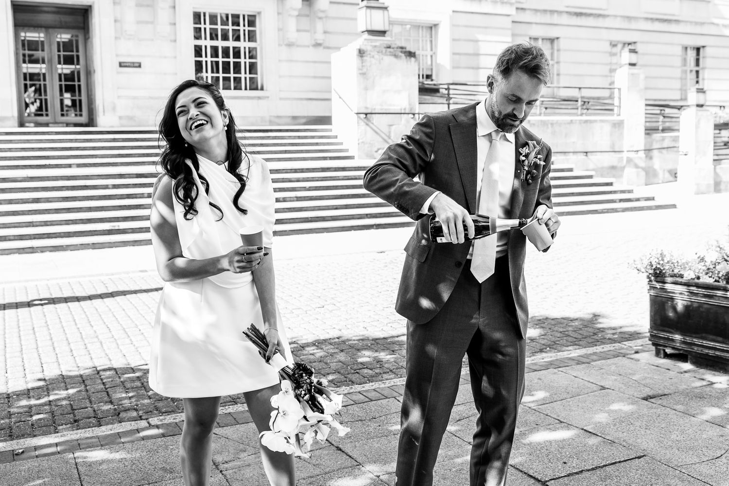 relaxed wedding photographer hackney