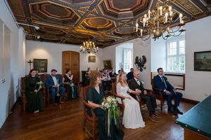 Historisches Fürstenzimmer in der Zitadelle Spandau, perfekt für emotionale standesamtliche Hochzeiten in Berlin.