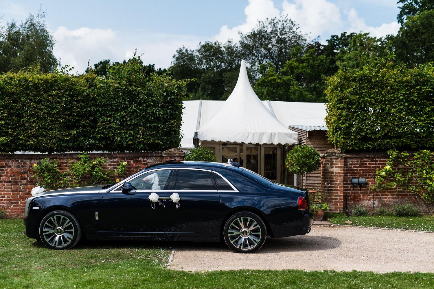 Natural and relaxed wedding photography at The Walled Gardens in Beeston, captured by Nottingham wedding photographer Thom Walker