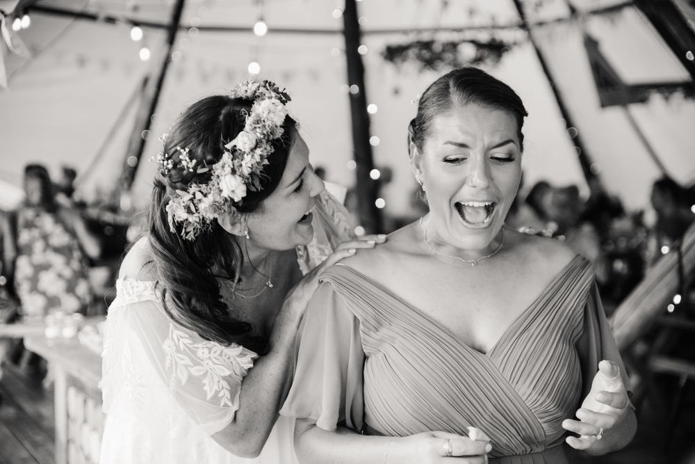 candid wedding photography at a the Gaggle of Geese tipi wedding venue in Dorset. Relaxed Dorset Wedding photographer