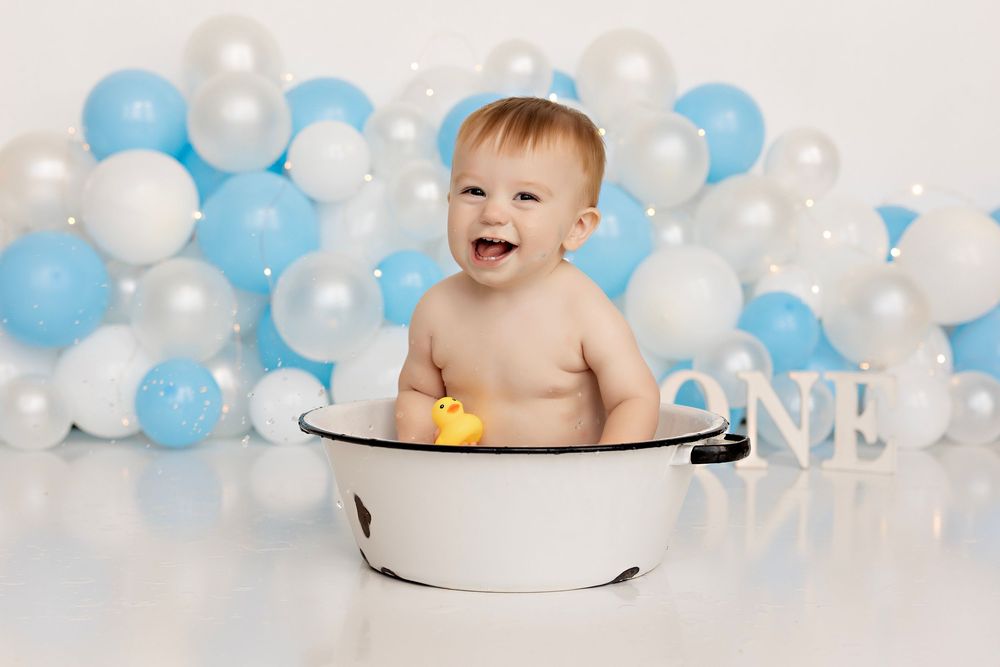 Cake Smash Photographer in Wisconsin, studio in Watertown WI serving Dodge County Jefferson County and Waukesha County
