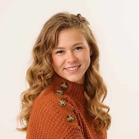 ShutterGirl Photography in Blackfoot Idaho DYW Sponsor, Distinguished Young Woman professional headshots custom headshots