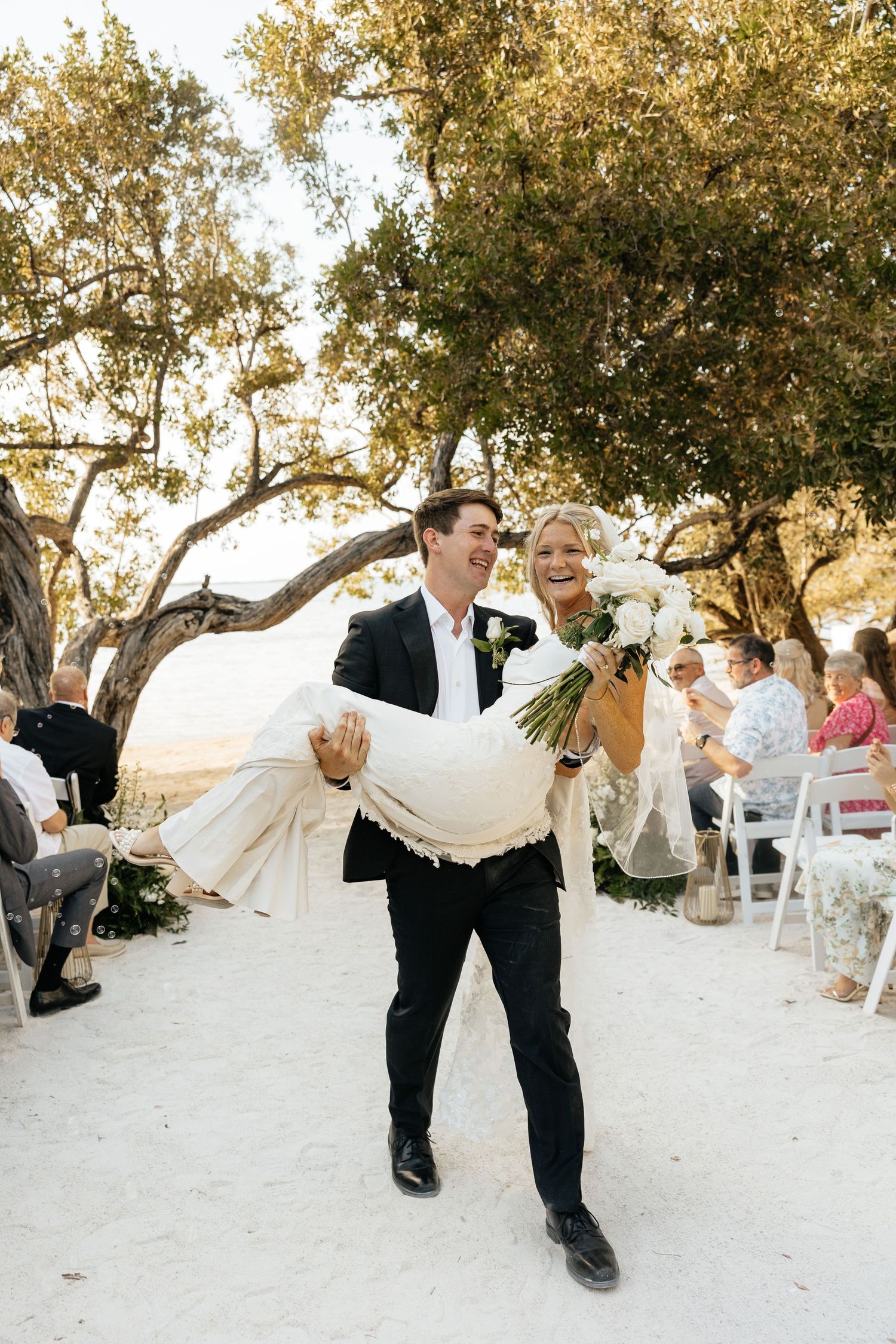 Bakers Cay Resort Wedding in Key Largo, Florida. South Florida Wedding Photographer, Coastal Key Largo Wedding - Lindsay McDow Photo
