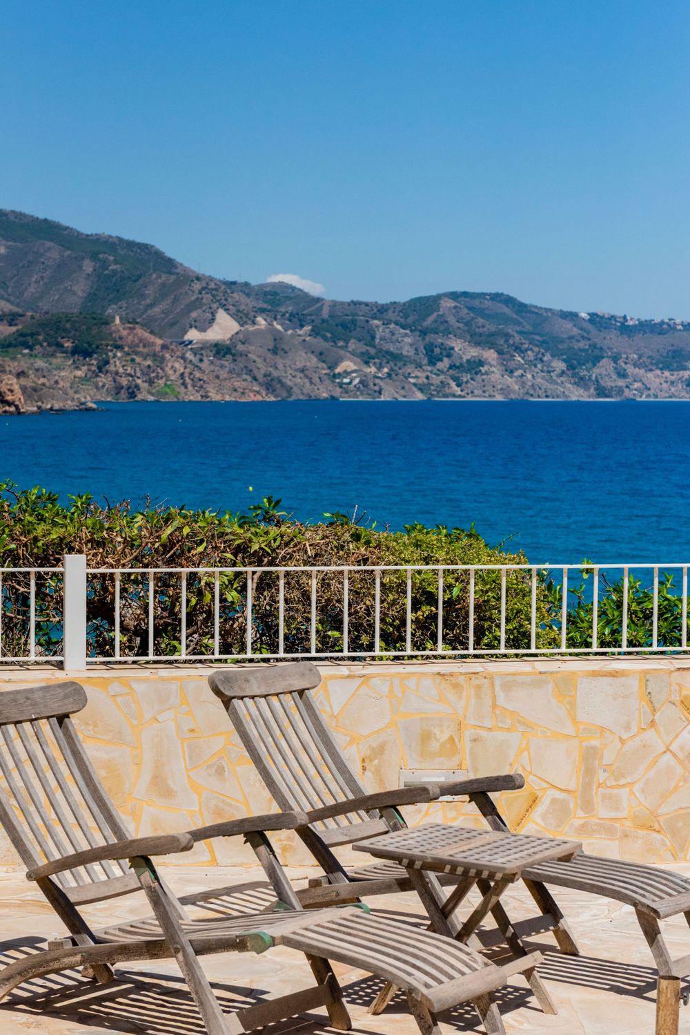 Fotografía de interiores que muestra diseño moderno y espacios elegantes. Costa del Sol, Marbella, Nerja y Málaga, por Roberto Centurión