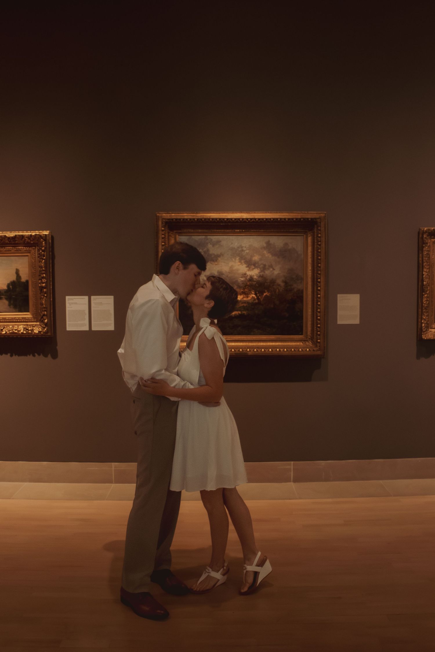 Couples session at the Dallas art museum