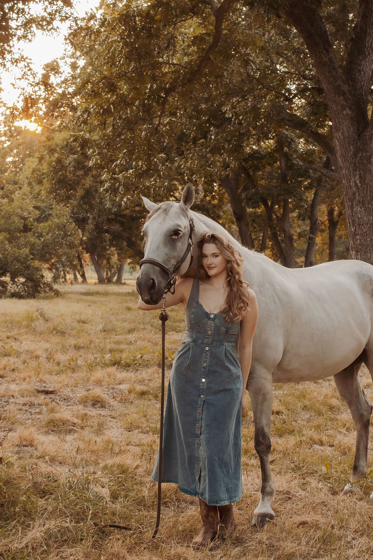 Graduation photos with a girls horse