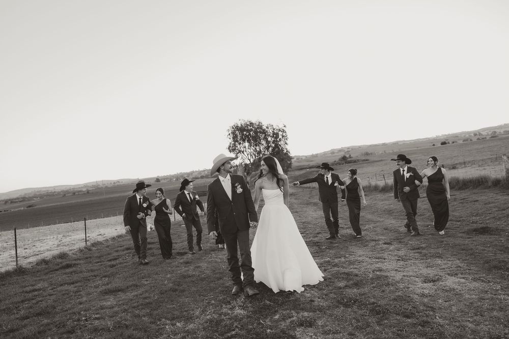 lifestyle, family and wedding photographer located in the Central West. Oberon, Mudgee, Cowra, Blayney, Bathurst, Orange, Blue Mountains