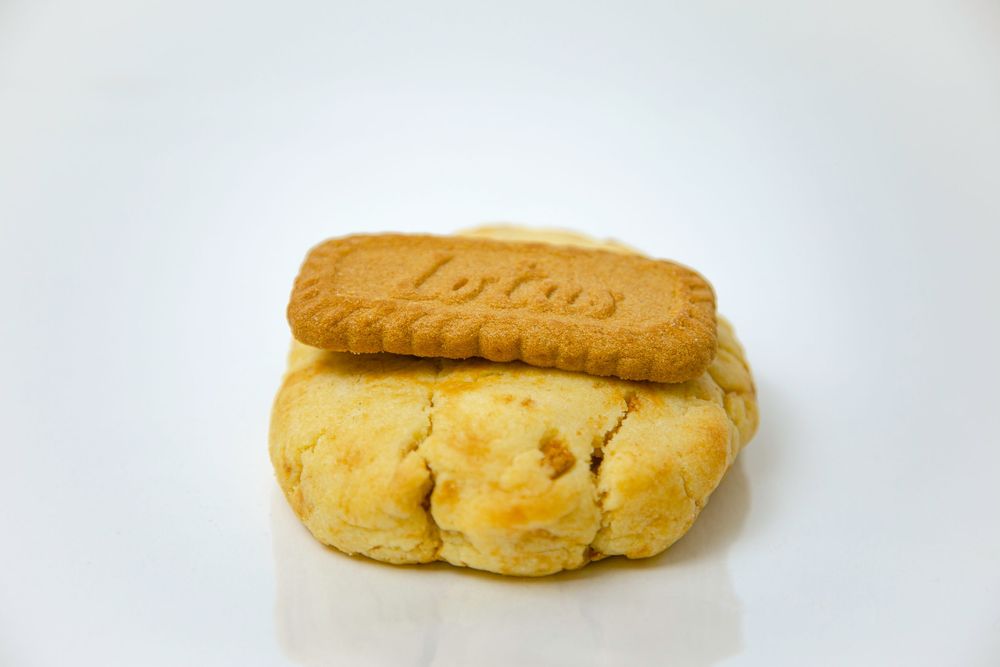 Cinematic product shot of Biscoff cookie, 2025