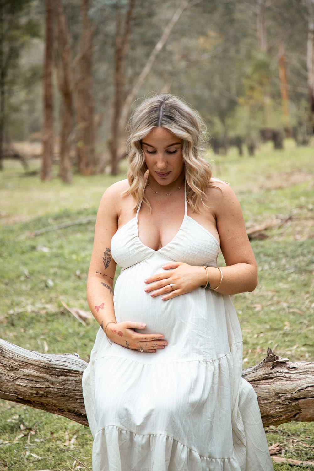 Cinematic maternity portrait, 2025