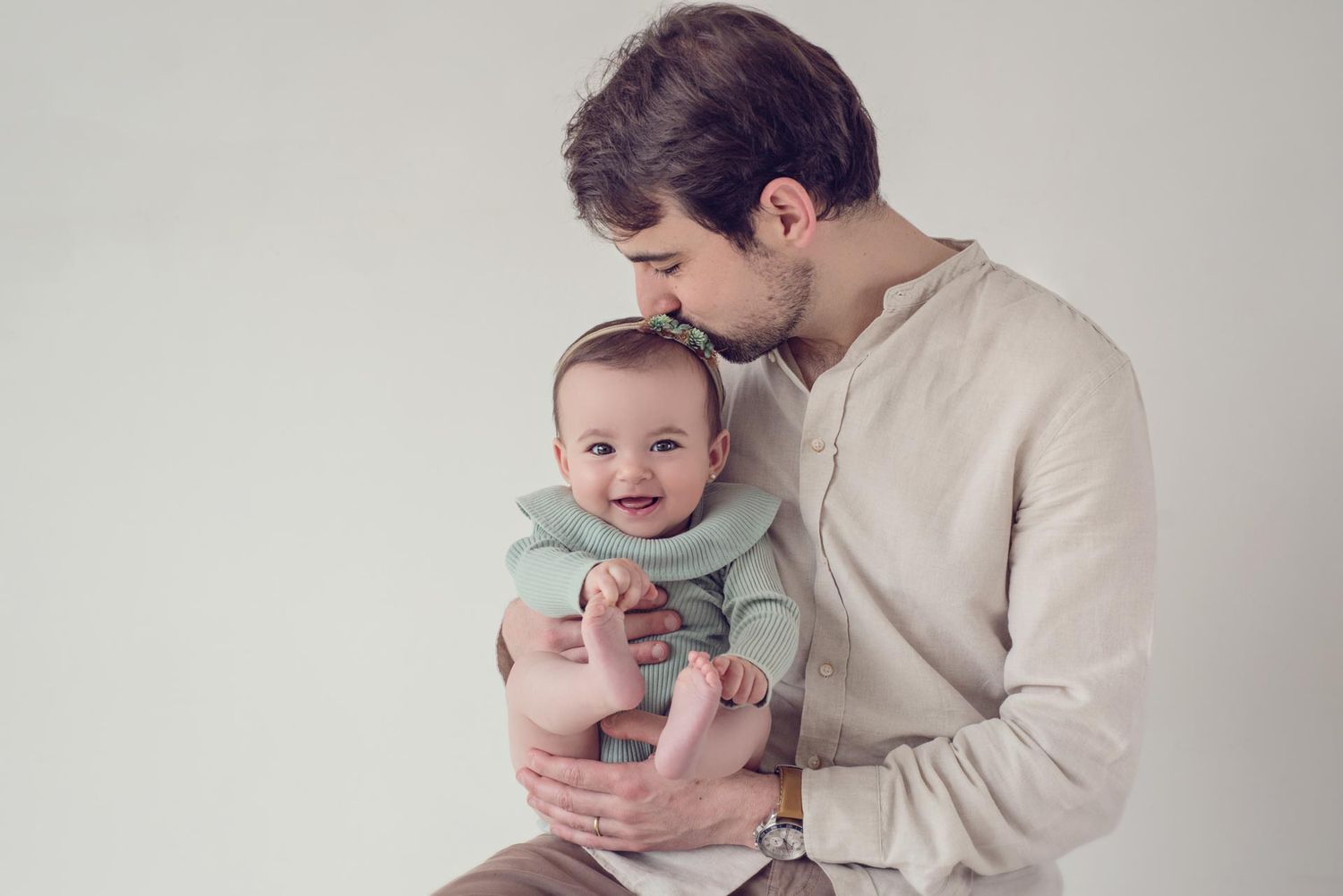 Sesión Fotográfica Bebés, Niños, Familia, Embarazo. Momentos espontáneos, Estudio fotográfico con luz natural en Reñaca.