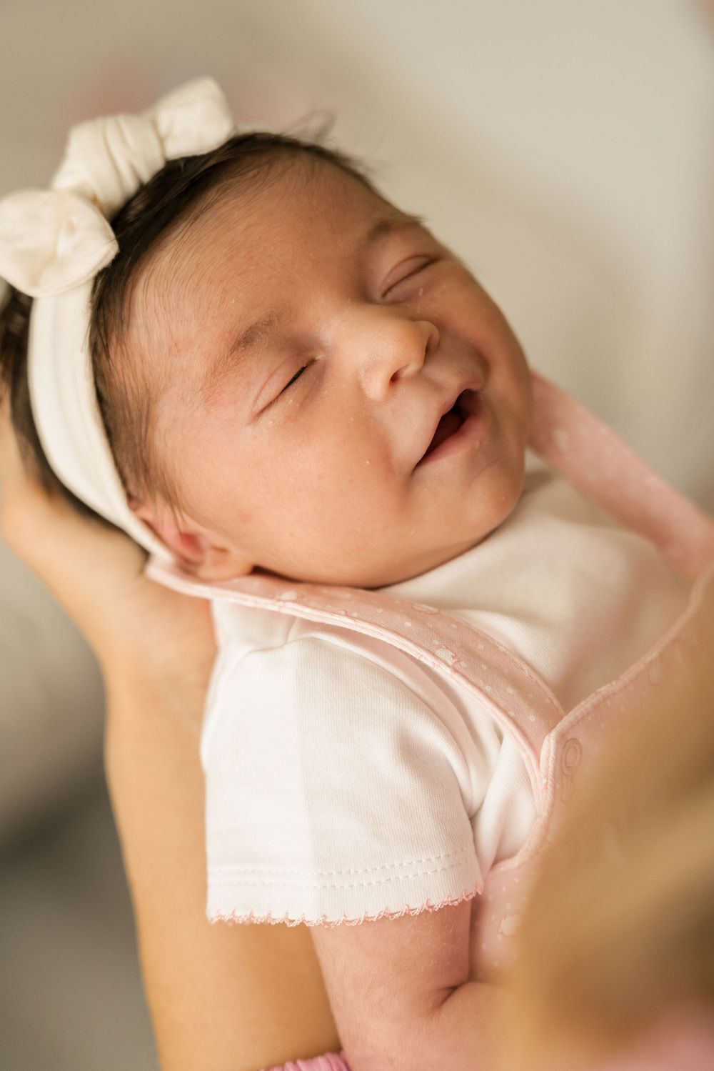 photo d'un bébé qui sourit