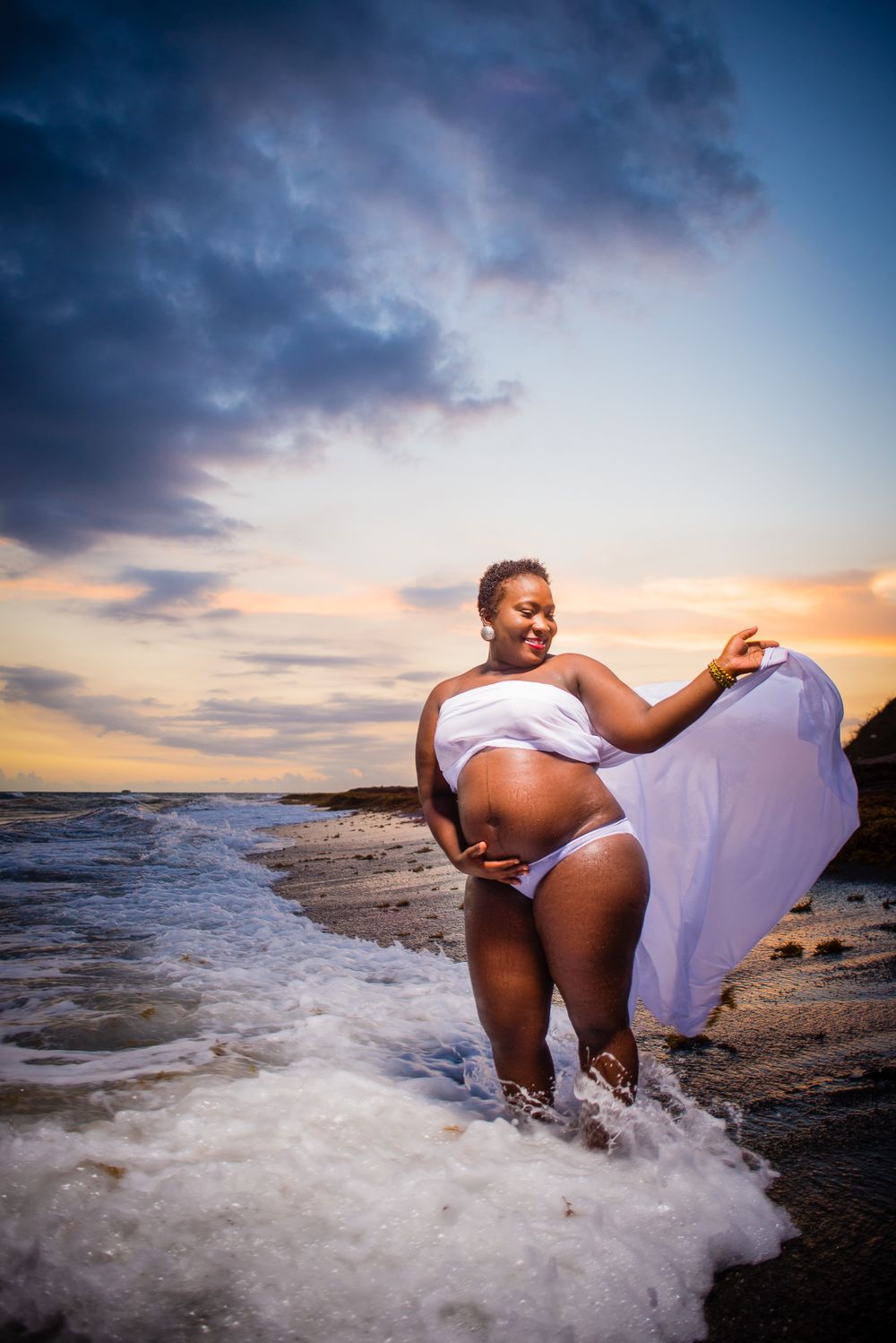 Maternity Shoot, Sapple's Photography, Jamaica, Courtney Sappleton Photographer, lifestyle photography