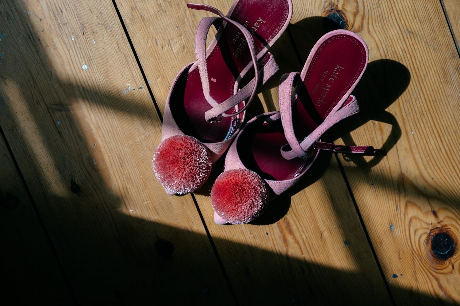 Editorial European elopement photography style of Kate Spade heels by Canadian wedding photographer