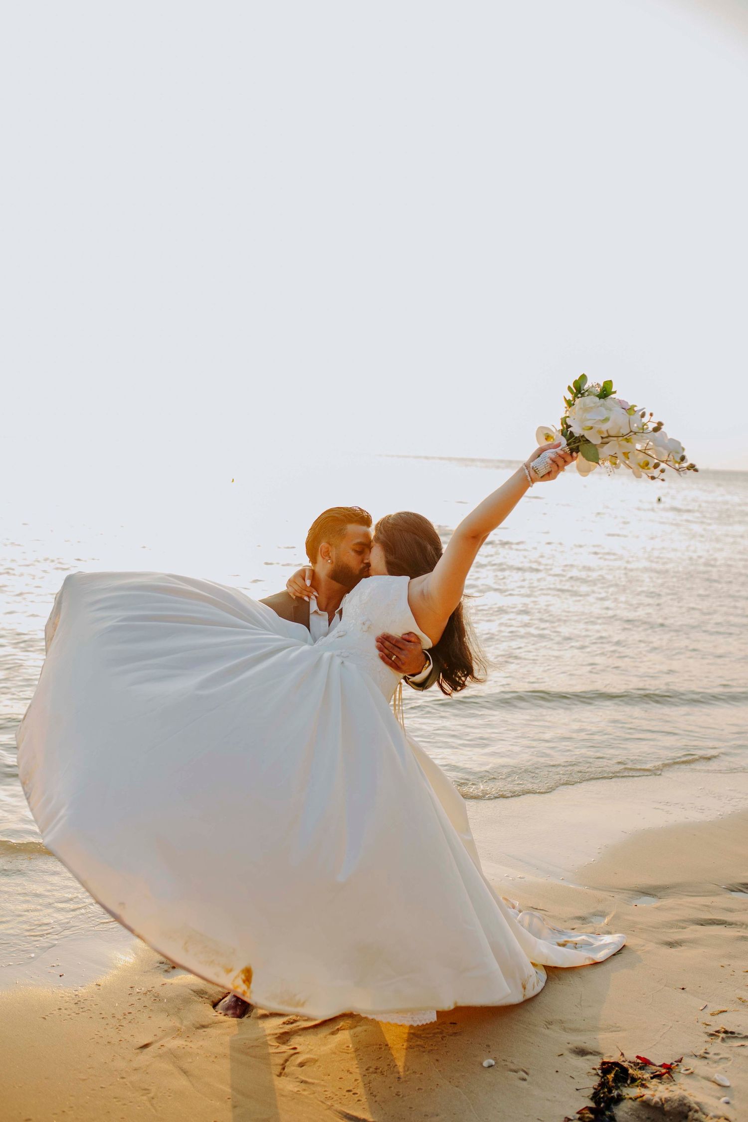 Timeless beach wedding photography in Zanzibar with cinematic feel