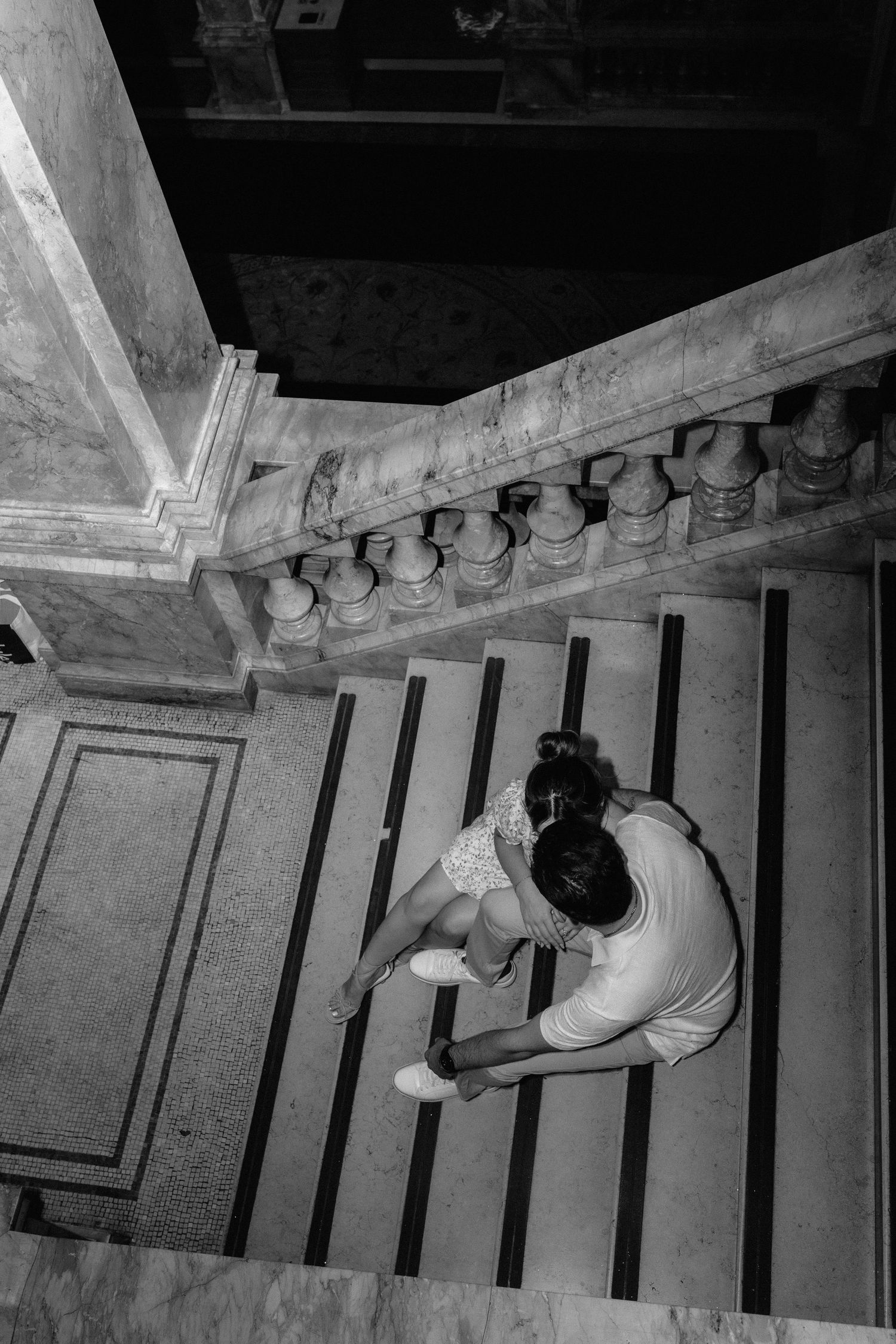 Engagement session at Downtown Milwaukee Public Library