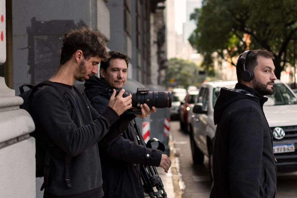 Empresas.
Sesión para cubrir grabación de vídeo clip