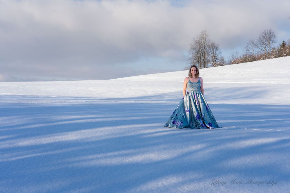 A creative shoot in the snow covered fields in Dürnten.