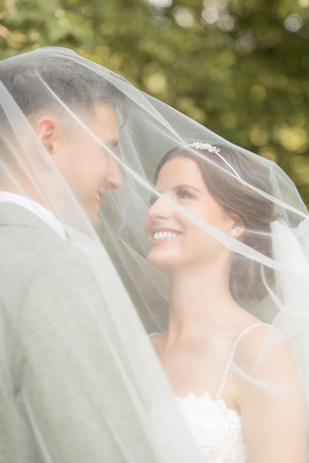 the willow johnstown pa wedding couple