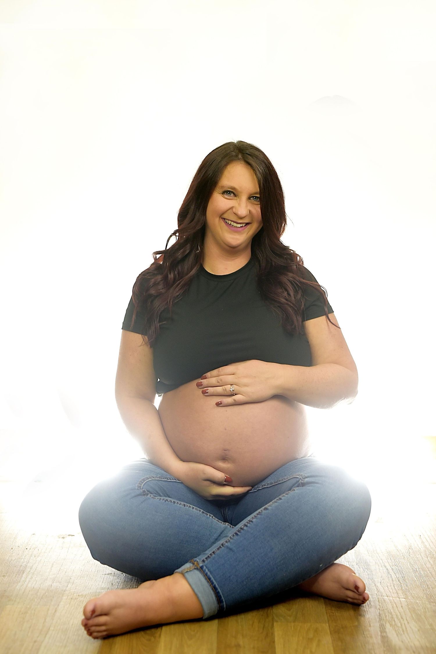 elyria maternity photographer capturing the best maternity portraits in ohio