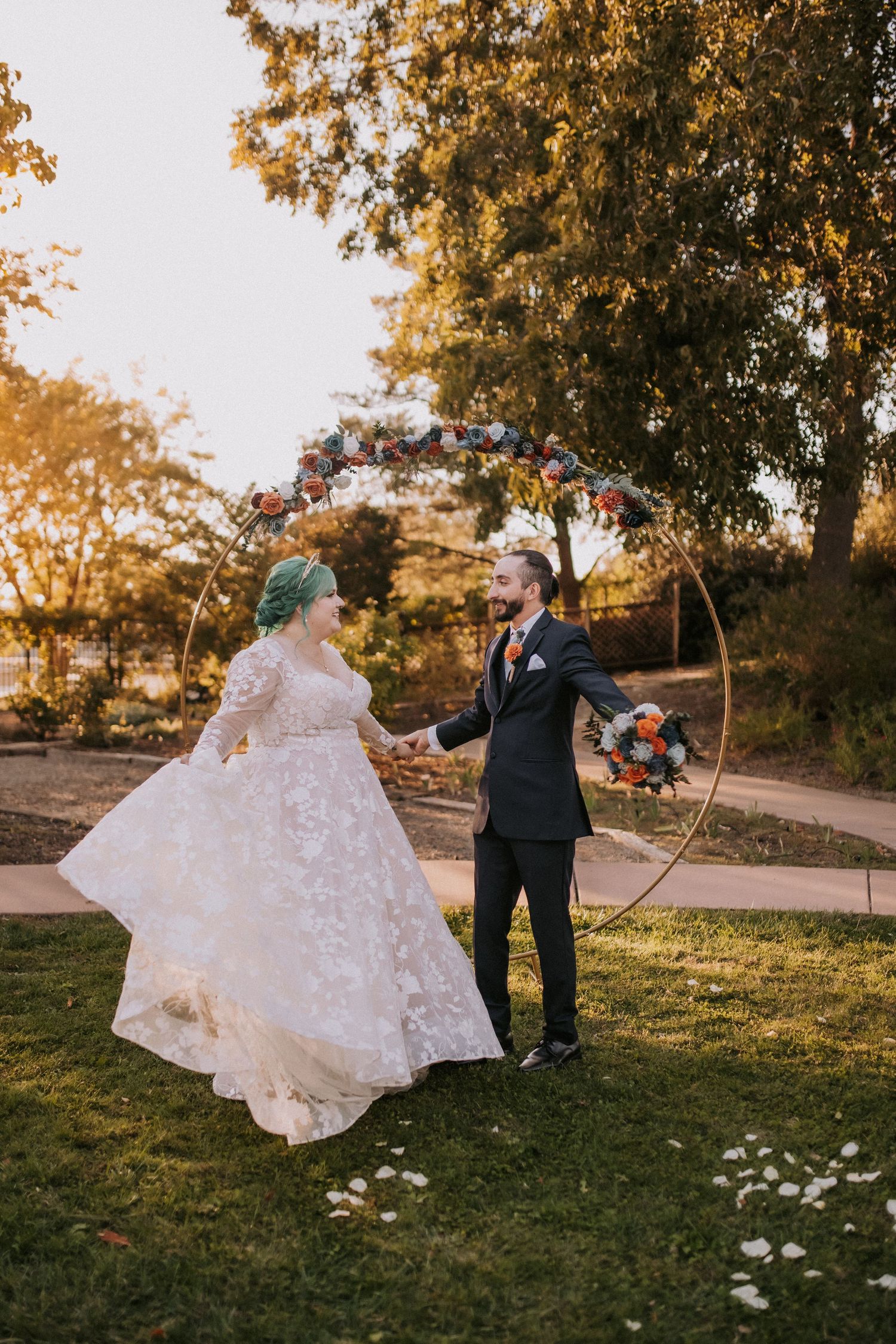 Small wedding. Small weddings in New Mexico. Intimate wedding venues. Albuquerque Garden Center weddings. Intimate venue. ABQ Garden Center.