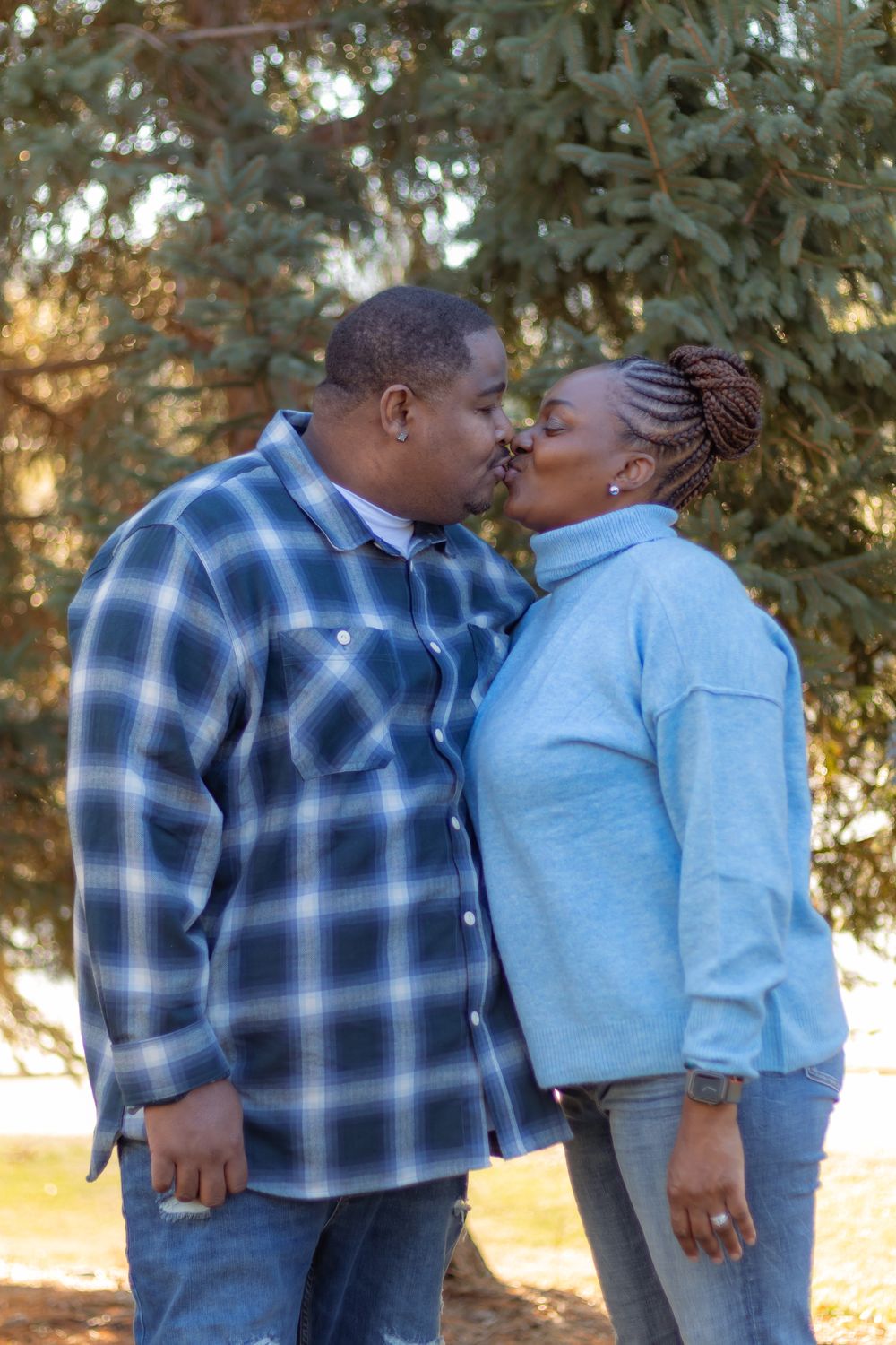 Professional family portrait photo by Ronan Legacy Imagery in Kansas City