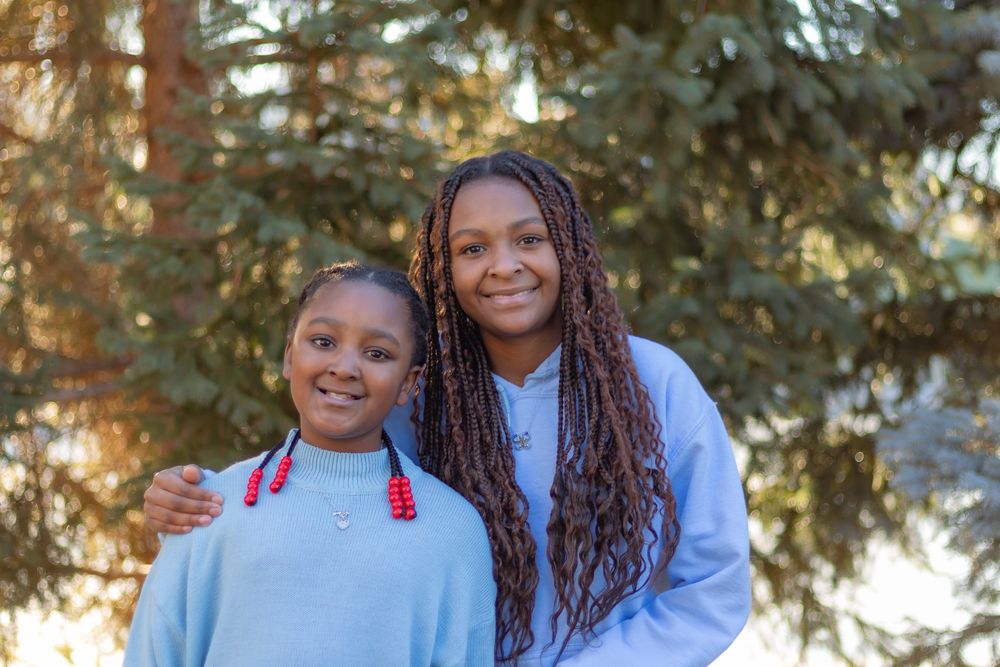 Professional family portrait photo by Ronan Legacy Imagery in Kansas City