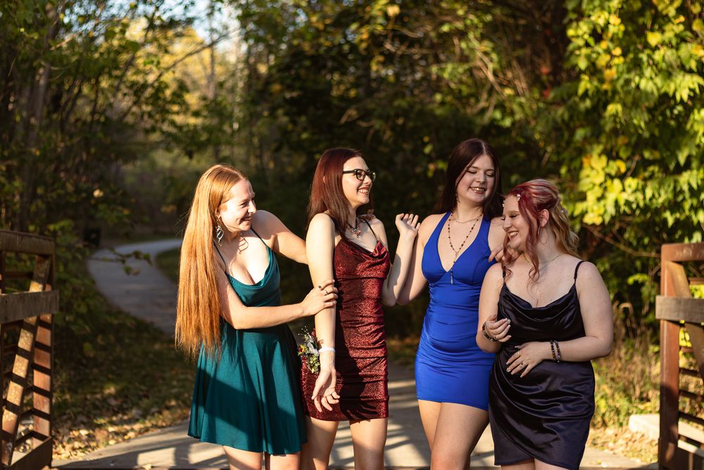 Professional event photo by Ronan Legacy Imagery in Kansas City. Homecoming Dance.