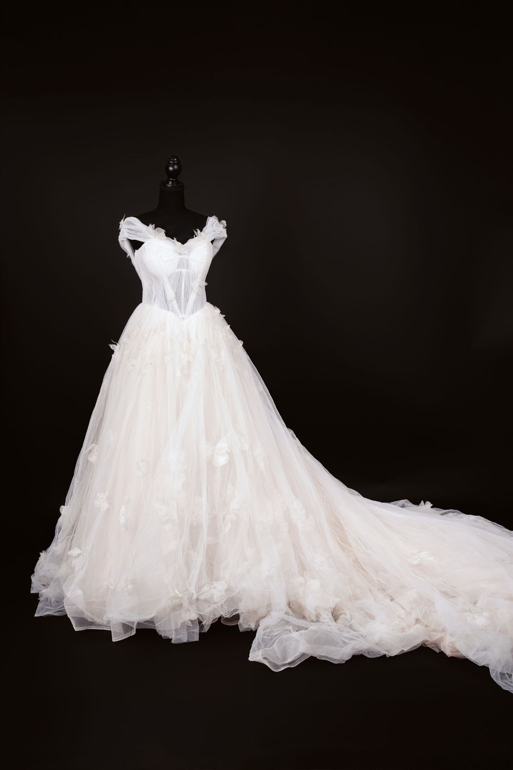 rental wedding dress