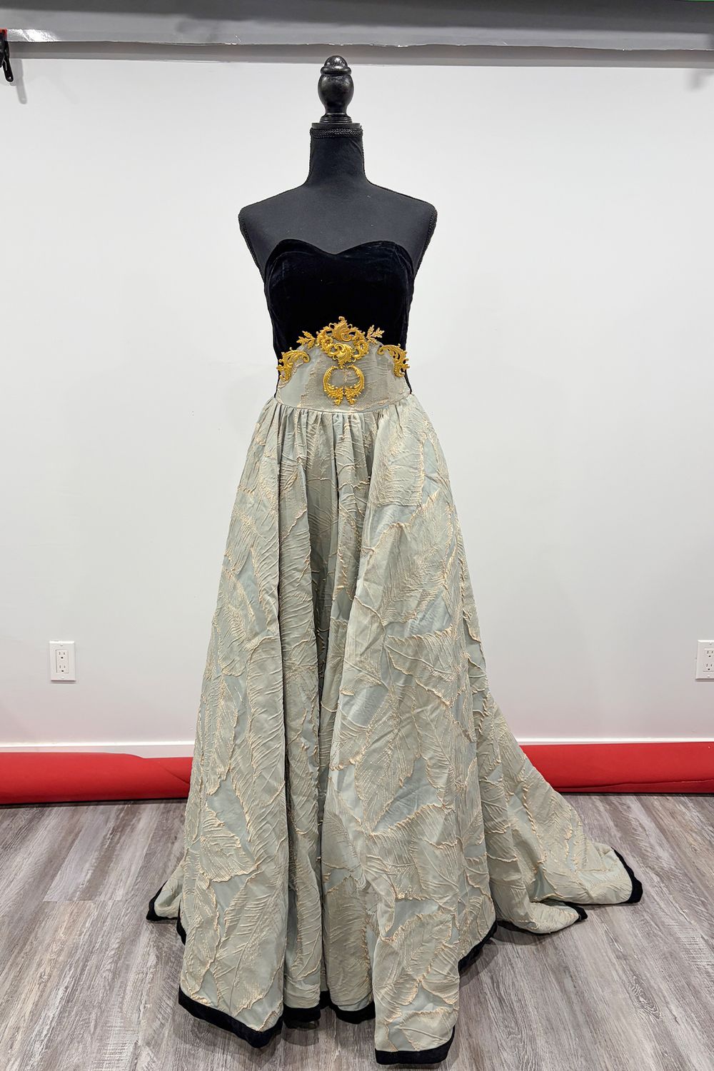 rental wedding dress