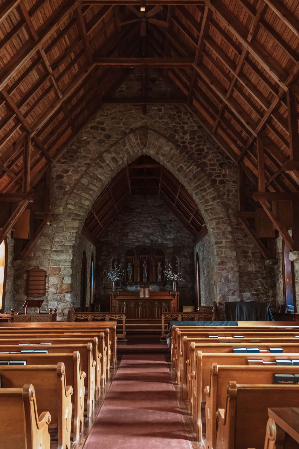 historic stone church wedding in upstate new york