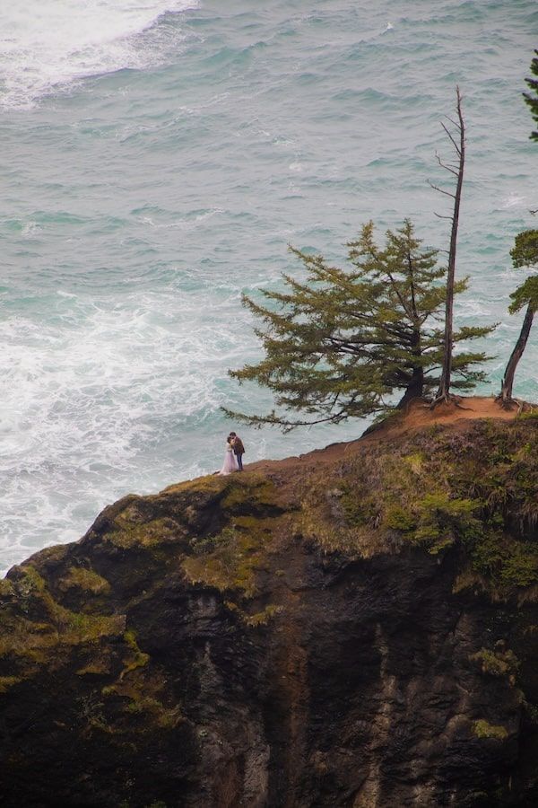 Oregon coast elopement